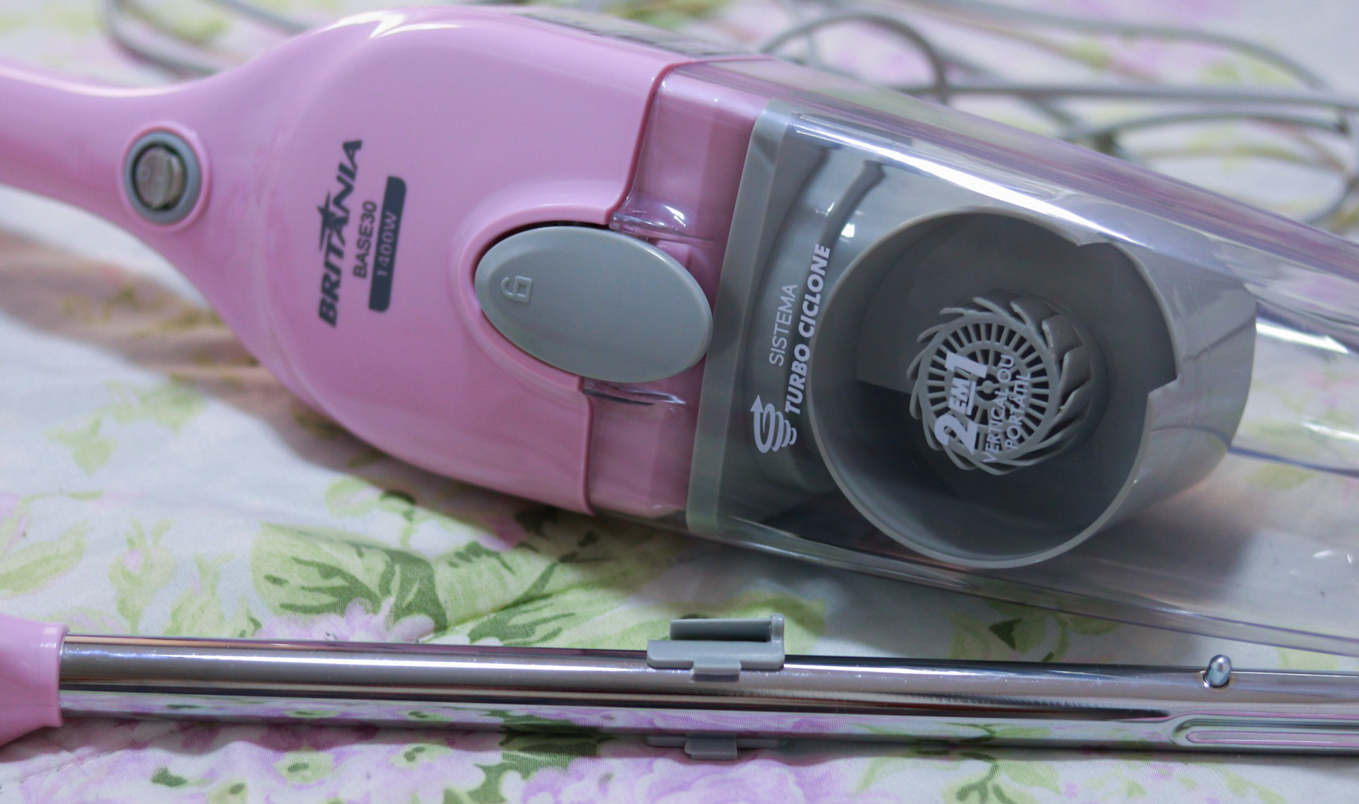 Aspirador Vertical Rosa é bom ou apenas bonito?
